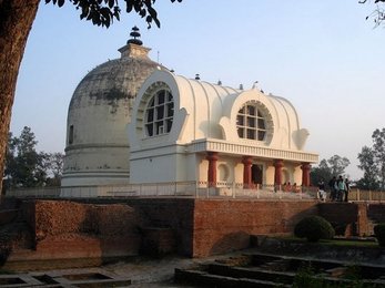 parinirvana-temple-kushinagar.jpg