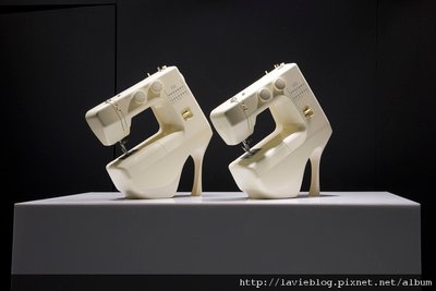 Selfridges Shoe Galleries windows - Lenert and Sander sewing machine window - image 1.jpg