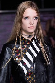 hbz-ss2016-beauty-trends-tight-braids-vuitton-clp-rs16-3102.jpg