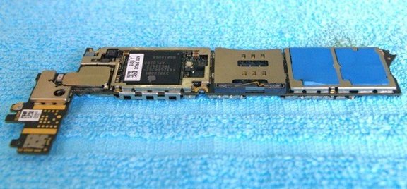 apple-4g-teardown-apple-pro-copy.jpg