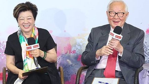 台積電創辦人張忠謀（右）、夫人張淑芬（左）。記者林澔一／攝影.jpg