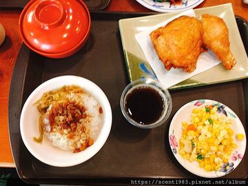 激推【半食記】高雄不便宜的「醉便宜日式便當」炸雞腿 虎掌飯 