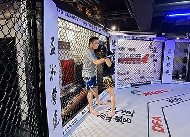 [ 參訪MMA ] 柏翔教練的 MMA 籠邊戰鬥課程 (降龍