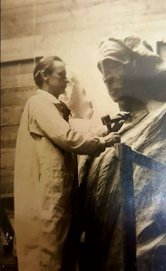 CJA04 1.1-2 Rudolf Steiner working on The Representative of Man.JPG