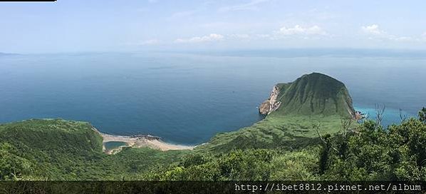 。宜蘭頭城 // 當地人不去就可惜了啊！龜山島登島 + 登4