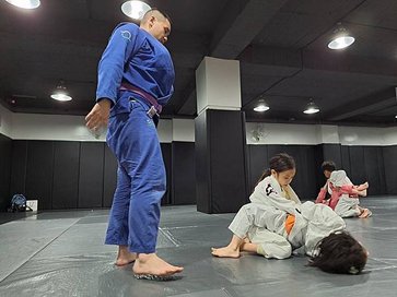 [ 參訪巴柔 ] 蚊子重重的BJJ 幼兒班 (4~7歲)