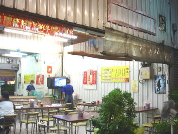 缺點我覺得是豆腐毫無滋味又乾又不入味