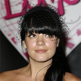 lilyallen_855_18563933_0_0_7001440_300.jpg