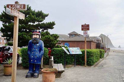 奧瑞岡州西北角海岸著名的Cannon Beach OR