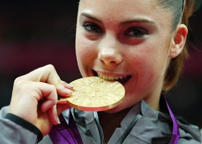 體操美女McKayla Maroney - 不爽姊 McKayla
                  Maroney 體操美女