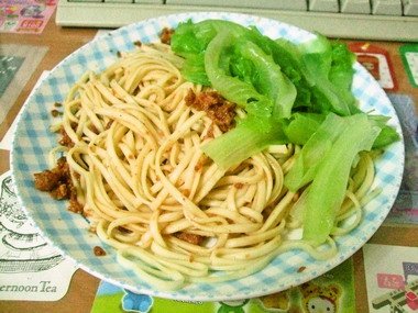 101.12.5--肉醬麵