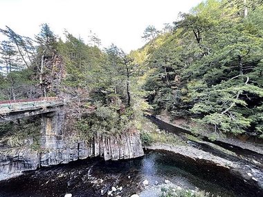 武陵農場 一年四季風景不打烊，武陵四秀賞櫻賞楓