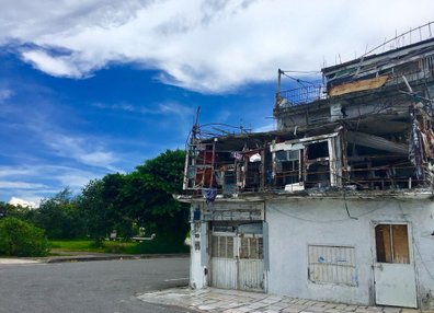 阿伯小白屋.jpg