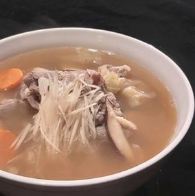 蔬菜羊肉湯