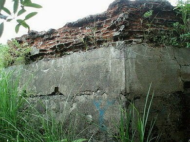 李崠山古堡，是1912年所建構的「李崠隘勇監督所」-縣定古蹟