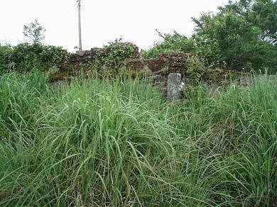 李崠山古堡，是1912年所建構的「李崠隘勇監督所」-縣定古蹟