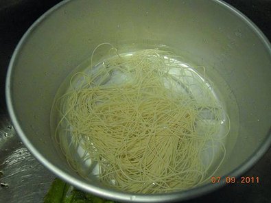 006麵線過水.JPG