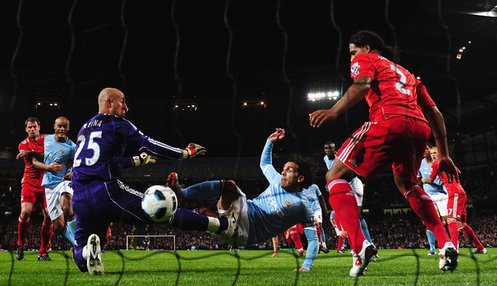tevez 2 goal.jpg