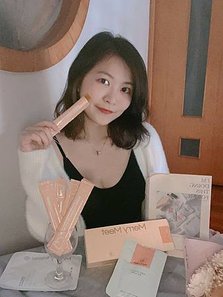 LINE_ALBUM_美胸_220522_0.jpg