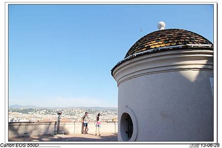 Nice Beach &amp; Tower