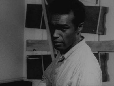 Duane_Jones_as_Ben_in_Night_of_the_Living_Dead_bw