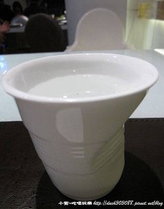 造型水杯.jpg