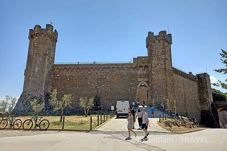 意大利小鎮tuscany montalcino遊記Brunello紅酒之旅.景點fortress