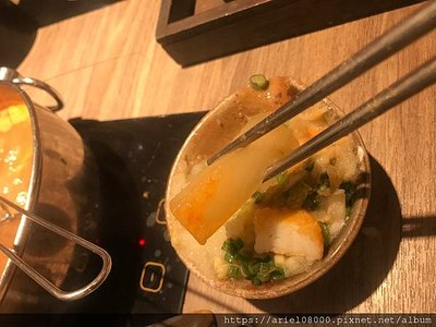 「台北美食」-聚北海道鍋物-忠孝SOGO店-大安區-台北市／