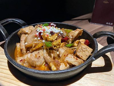 離城．放感情｜捷運六張犁站 隱身巷弄中老宅風格餐酒館．精緻餐