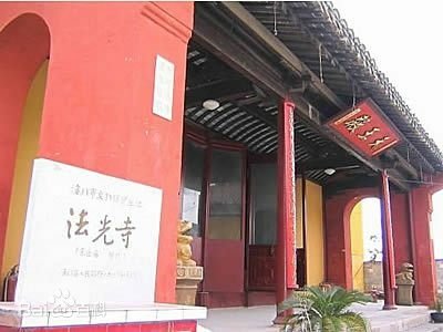 台灣佛教婦女的性別意識與修行-台灣二位「尼姑王」/大乘佛教寺