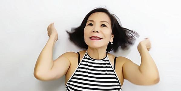 蓋白髮自助泡沫染開箱｜【SOFEI 舒妃】馬油添加柔護泡沫染