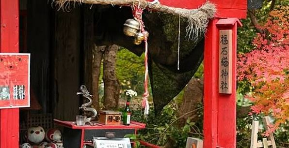 尾道 福石貓神社/「福石貓」招財貓美術館/貓之細道是一條從廣