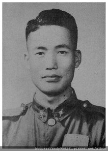 鐘靈上校.jpg