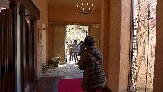 P1100107-2048.jpg