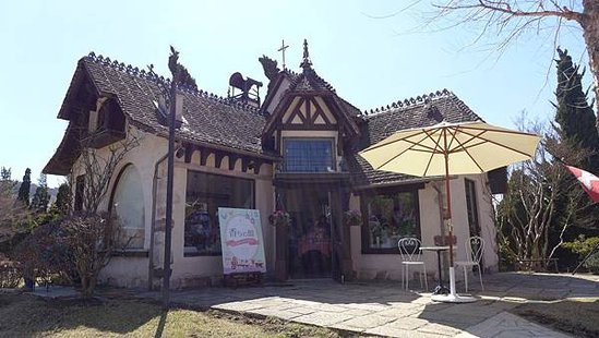 P1100156-2048.jpg