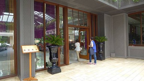 P1200579-2048.jpg
