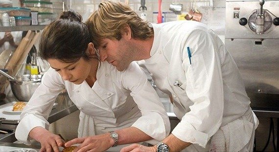 Catherine_Zeta_Jones_in_No_Reservations_Wallpaper_2