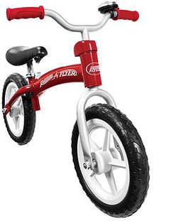 Radio-Flyer-Glide-And-Go-Balance-Bike-13343519-01