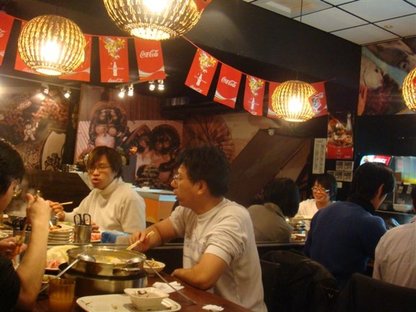 餐廳雖不大～但是料多實在︿︿