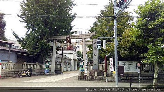 【日本開箱】日本神社探索：迷人的神社鳥居用途是什麼呢？構造和