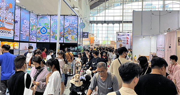 毛爸媽囤貨必逛，全館最低一元起，寵物的食衣住行育樂，展場應有盡有。