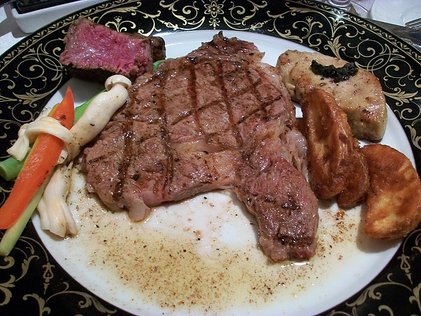 2010-12-31 菲力肋眼鵝肝薯塊@板橋遠百TOROS