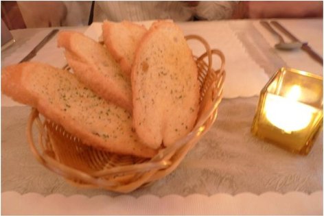 蒜味麵包