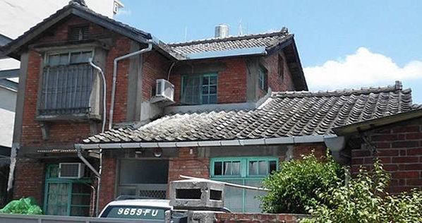 北埔鄉公所日治時代建築/北埔郭家在市場旁/北埔城門街人稱八角