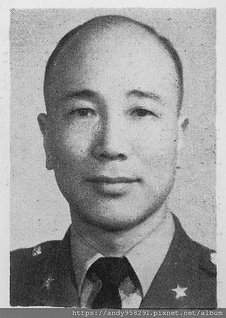 覃章宏上校.jpg