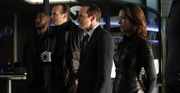 Agents-of-SHIELD-Season-1-Episode-16-Photo-Bill-Paxton