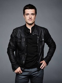 Josh-josh-hutcherson-31047622-960-1280