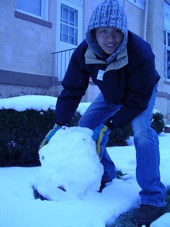 091230snowman by rolling (3).JPG