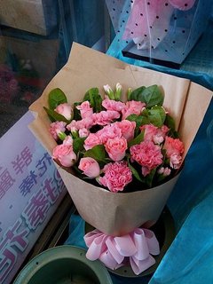 (三峽群麗鮮花店)產品介紹-母親節花禮&amp;康乃馨花禮(花束&amp;盆