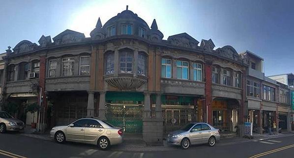 桃園楊梅富岡老街/拜占庭式窿頂、希臘三角山牆及羅馬對稱列柱/